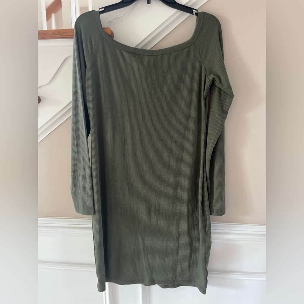 Green Ribbed Dress - Picture 5 of 5